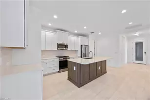 4580 Skysail Dr, Naples, FL 34120 - Photo 8