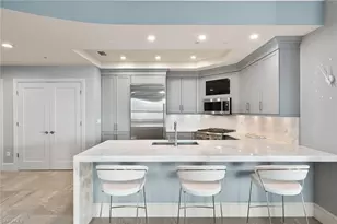 9123 Strada Pl, Naples, FL 34108 - Photo 8