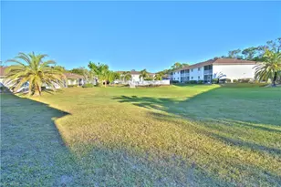 2330 Naples Trace Cir, Naples, FL 34109 - Photo 16