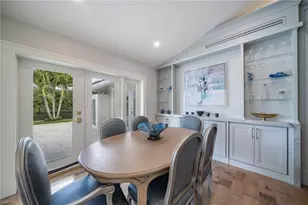 805 Lake Vista Ct, Naples, FL 34108 - Photo 18