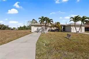 841 SE 8th Terrace, Cape Coral, FL 33990 - Photo 2