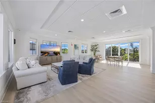 1400 Gulf Shore Blvd N, Naples, FL 34102 - Photo 20