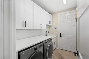 2179 Canary Island Cove, Naples, FL 34119 - Photo 24