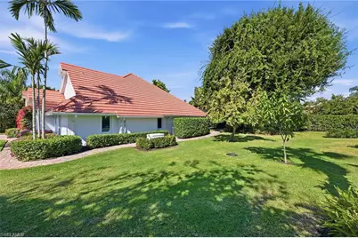 721 Turkey Oak Ln, Naples, FL 34108 - Photo 2