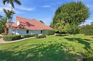 721 Turkey Oak Ln, Naples, FL 34108 - Photo 2