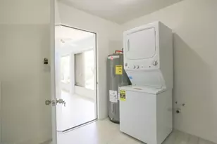 225 Georgetown Blvd, Naples, FL 34112 - Photo 16