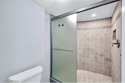 3215 Gulf Shore Blvd N #704N, Naples, FL 34103 - Photo 14