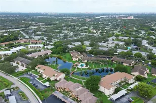 185 Cypress Way E, Naples, FL 34110 - Photo 30