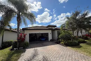 4284 Raffia Palm Cir, Naples, FL 34119 - Photo 22