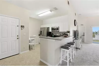 4117 Bellasol Cir #124, Fort Myers, FL 33916 - Photo 4