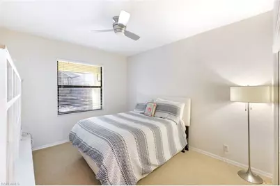 302 Sawgrass Ct, Naples, FL 34110 - Photo 22