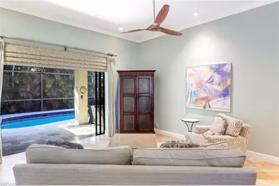 302 Sawgrass Ct, Naples, FL 34110 - Photo 6