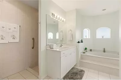 126 Nicholas Pkwy W, Cape Coral, FL 33991 - Photo 16