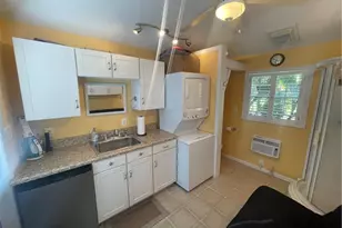 10035 Ramblewood Ct, Fort Myers, FL 33905 - Photo 30