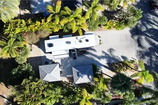 10035 Ramblewood Ct, Fort Myers, FL 33905 - Photo 8