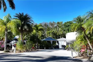 10035 Ramblewood Ct, Fort Myers, FL 33905 - Photo 2