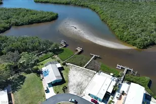 4717 Tahiti Dr, Bonita Springs, FL 34134 - Photo 6