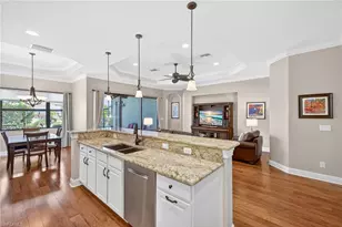 1489 Serrano Cir, Naples, FL 34105 - Photo 14