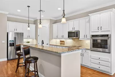 1489 Serrano Cir, Naples, FL 34105 - Photo 12