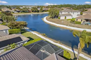 1489 Serrano Cir, Naples, FL 34105 - Photo 36