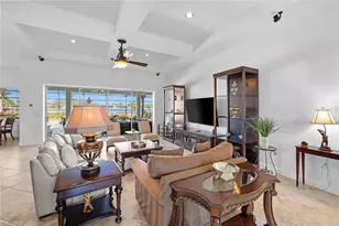 12137 Wicklow Ln, Naples, FL 34120 - Photo 10