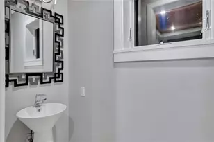 739 5th Ave N, Naples, FL 34102 - Photo 18