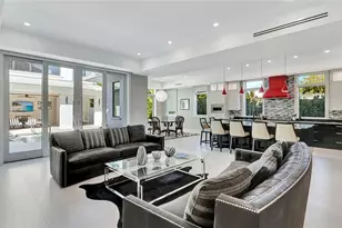 739 5th Ave N, Naples, FL 34102 - Photo 4