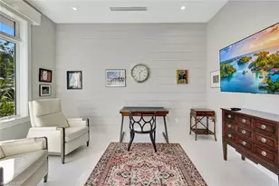 739 5th Ave N, Naples, FL 34102 - Photo 38