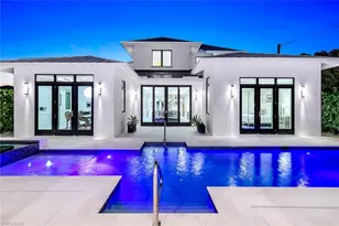 739 5th Ave N, Naples, FL 34102 - Photo 4