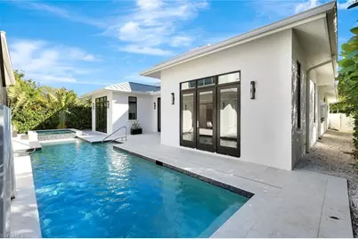 739 5th Ave N, Naples, FL 34102 - Photo 48