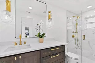 17 Knights Bridge Rd, Naples, FL 34112 - Photo 10