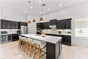 10332 Yorkstone Dr, Bonita Springs, FL 34135 - Photo 8