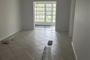 5379 Treetops Dr, Naples, FL 34113 - Photo 2