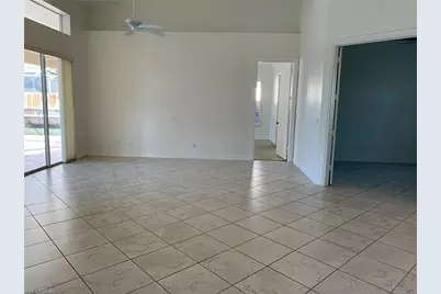 2727 13th St N, Naples, FL 34103 - Photo 6