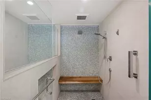 4051 Gulf Shore Blvd N, Naples, FL 34103 - Photo 22