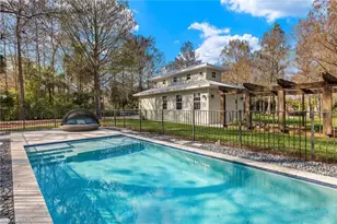 5271 Cherry Wood Dr, Naples, FL 34119 - Photo 8