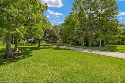 5271 Cherry Wood Dr, Naples, FL 34119 - Photo 46