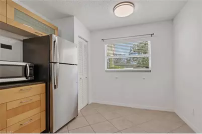 600 Squire Cir #103, Naples, FL 34104 - Photo 6