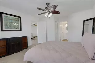 600 Squire Cir, Naples, FL 34104 - Photo 14