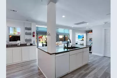 657 93rd Ave N #2, Naples, FL 34108 - Photo 18