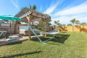 657 93rd Ave N, Naples, FL 34108 - Photo 50