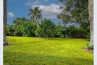 581 Country Walk Ct, Naples, FL 34104 - Photo 32