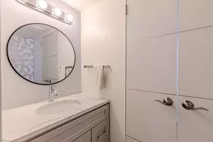 124 Lake Point Ln, Naples, FL 34112 - Photo 16