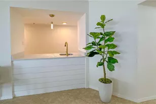 4251 Gulf Shore Blvd N, Naples, FL 34103 - Photo 14