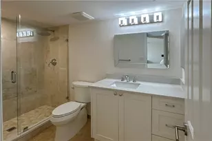 4251 Gulf Shore Blvd N, Naples, FL 34103 - Photo 30