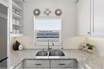 416 Broad Ave S #H416, Naples, FL 34102 - Photo 10