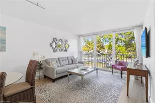 416 Broad Ave S, Naples, FL 34102 - Photo 2