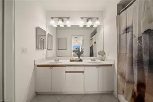 500 Veranda Way, Naples, FL 34104 - Photo 18