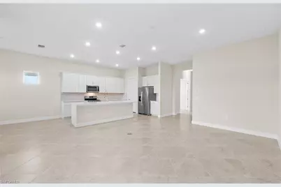 7136 Chapel Creek Ln, North Fort Myers, FL 33917 - Photo 24