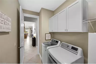 7639 Jacaranda Ln, Naples, FL 34114 - Photo 26